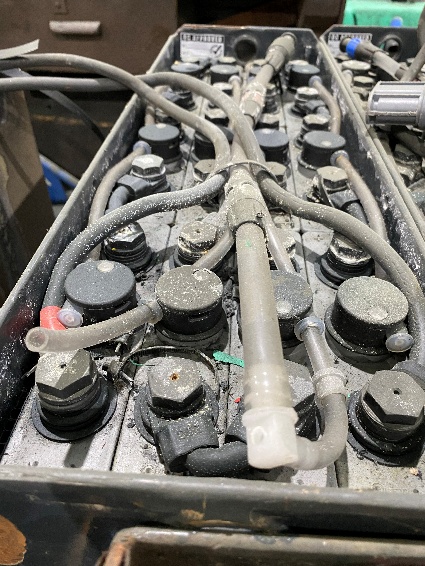 Plastic float/straw is elevated and broken off